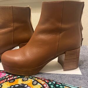 INTENTIONALLY BLANK Tan Heeled Boots